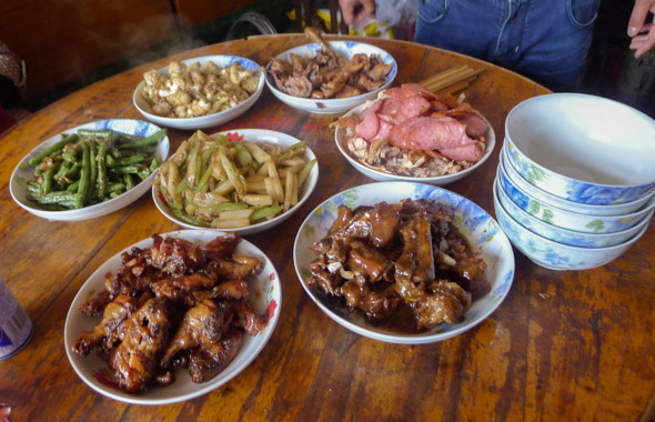 Cena casera típica china